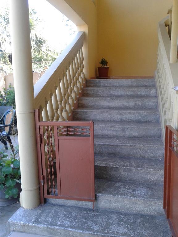 Гостевой дом Gonio Apsaros House Экстерьер фото